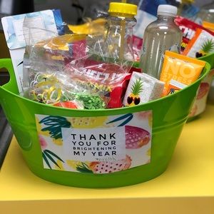 Meet your Posher, Eva